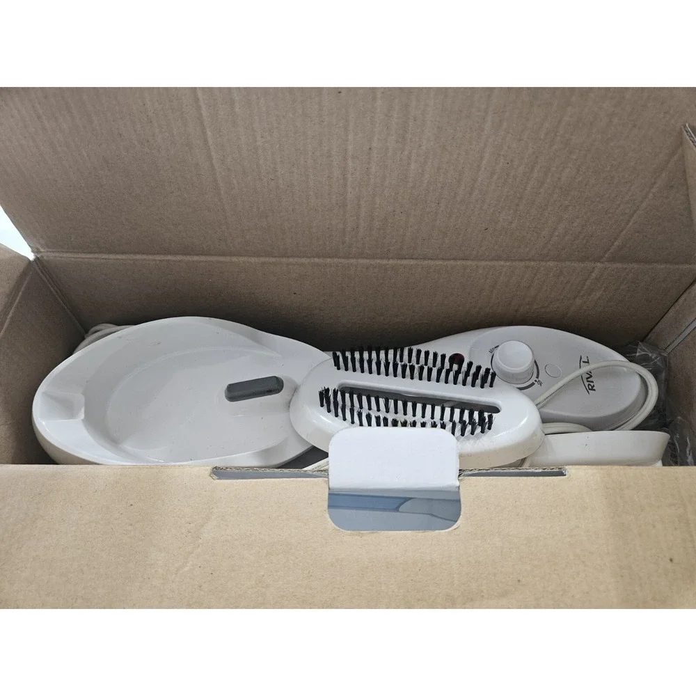 Rival Handheld Garment Steamer w/ Attachments / Model 11570